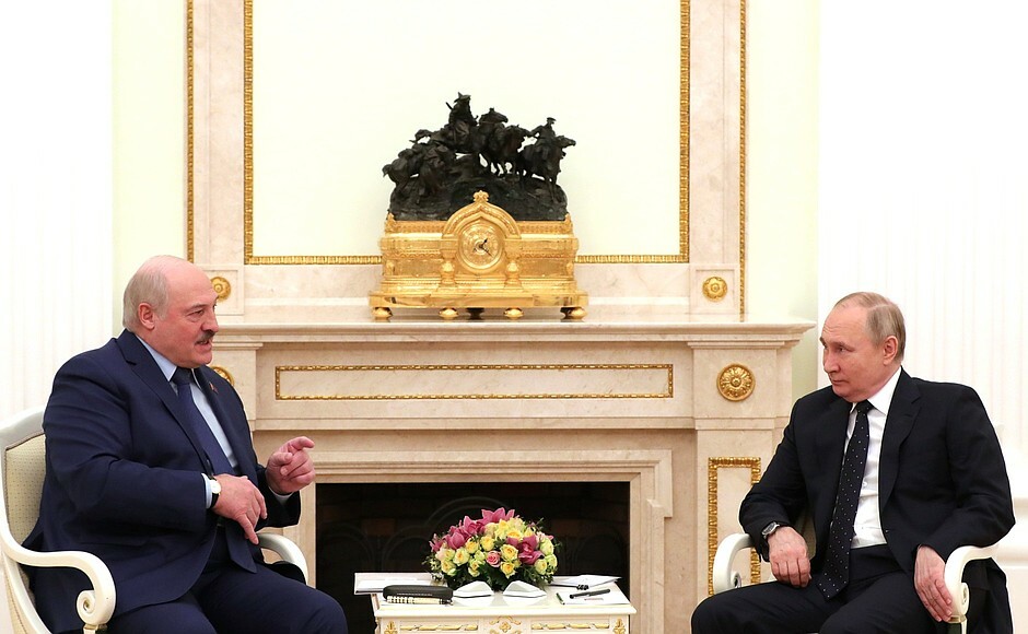 Путин: там, где западники вводили ограничения, мы приобретали новые компетенции и восстанавливали старые